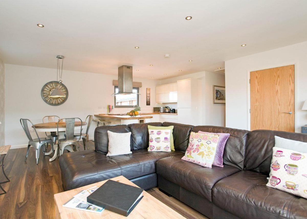 Dacre Lakeside Park Hotel Brandesburton ภายนอก รูปภาพ